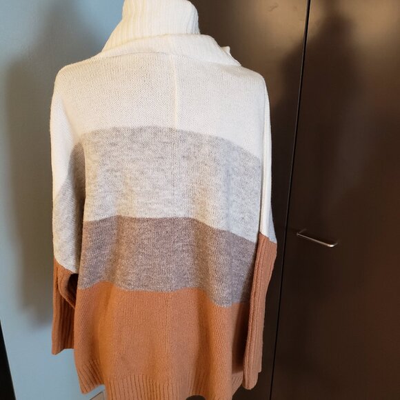 Rickis Poncho Sweater XL - Picture 6 of 8